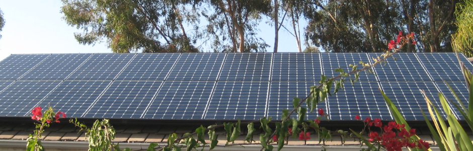 Are commercial solar panels worth it?