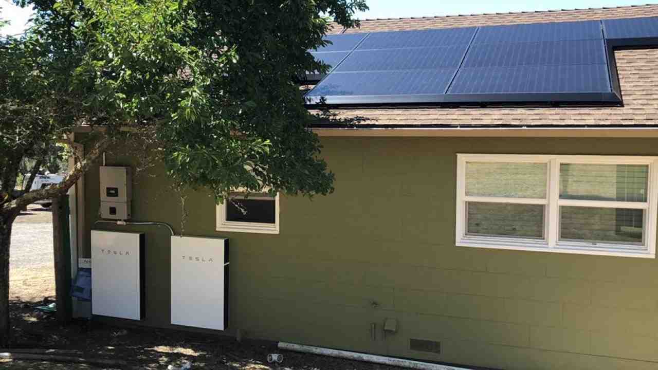 How much does it cost to install 1 acre of solar panels?