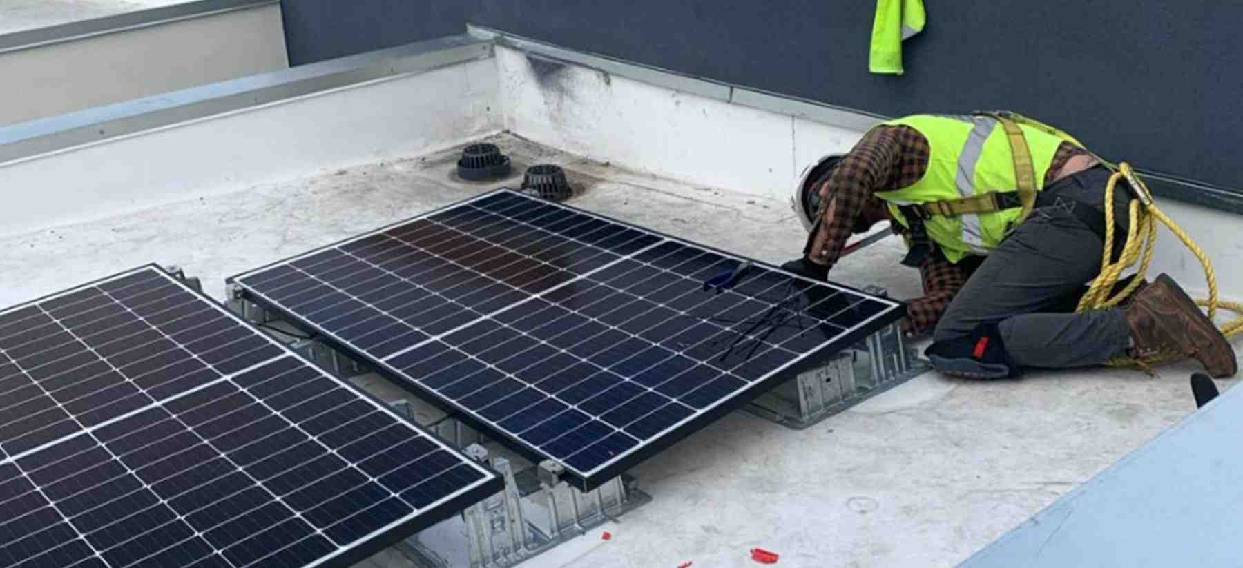 How much does it cost to install a solar panel setup?