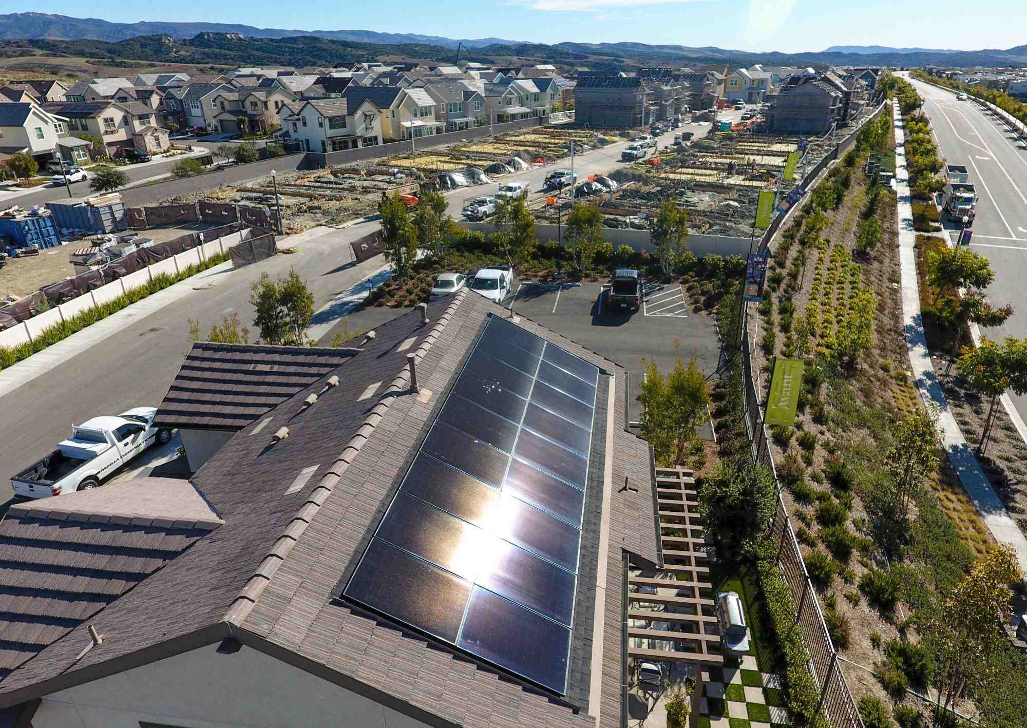 Does California have incentives for solar panels?