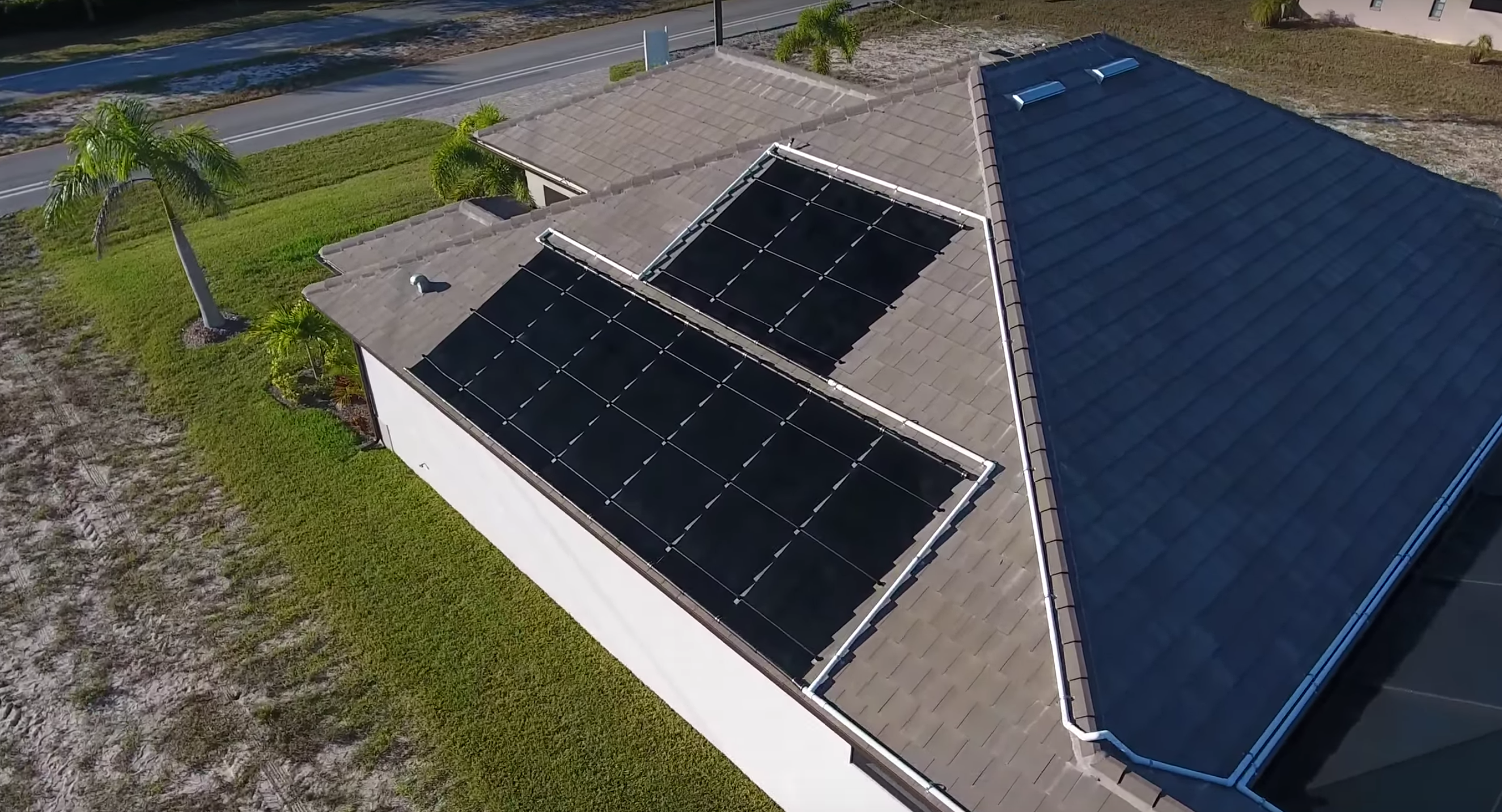 How long does pool solar last?