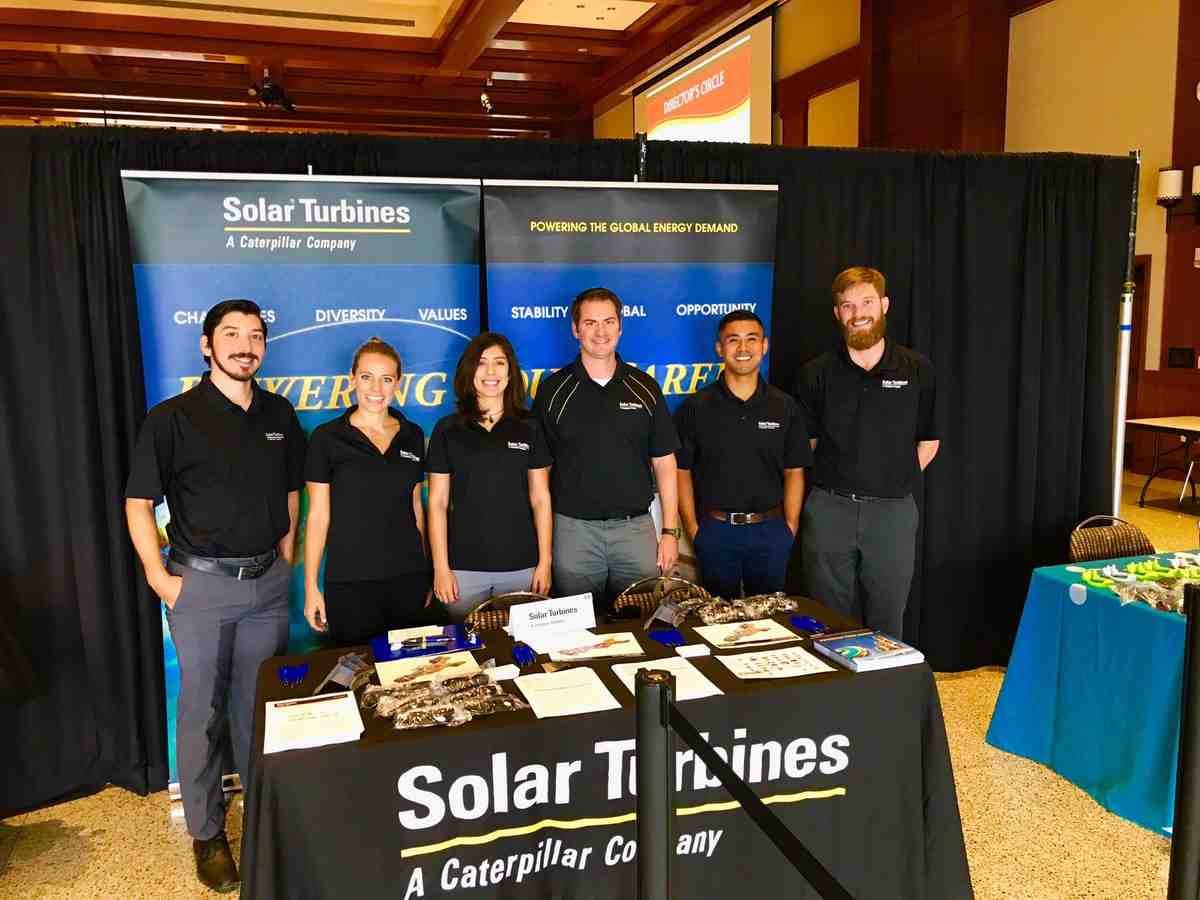 How much do solar engineers make?