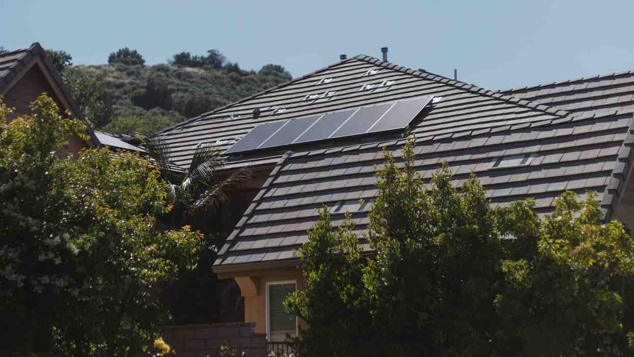 How do I qualify for free solar in California?