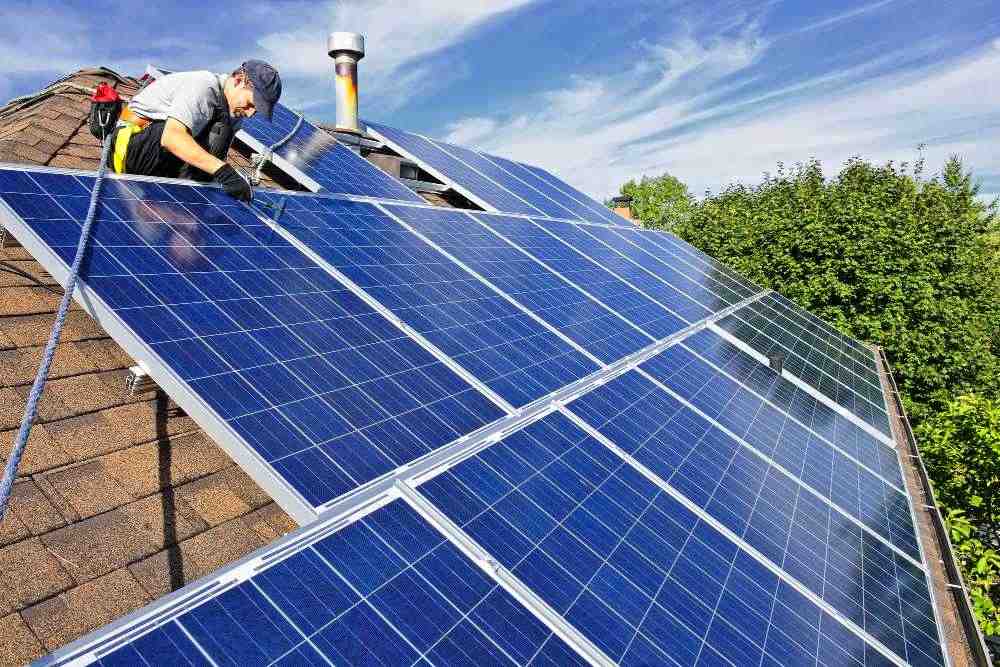 How many solar panels are needed to power a home?
