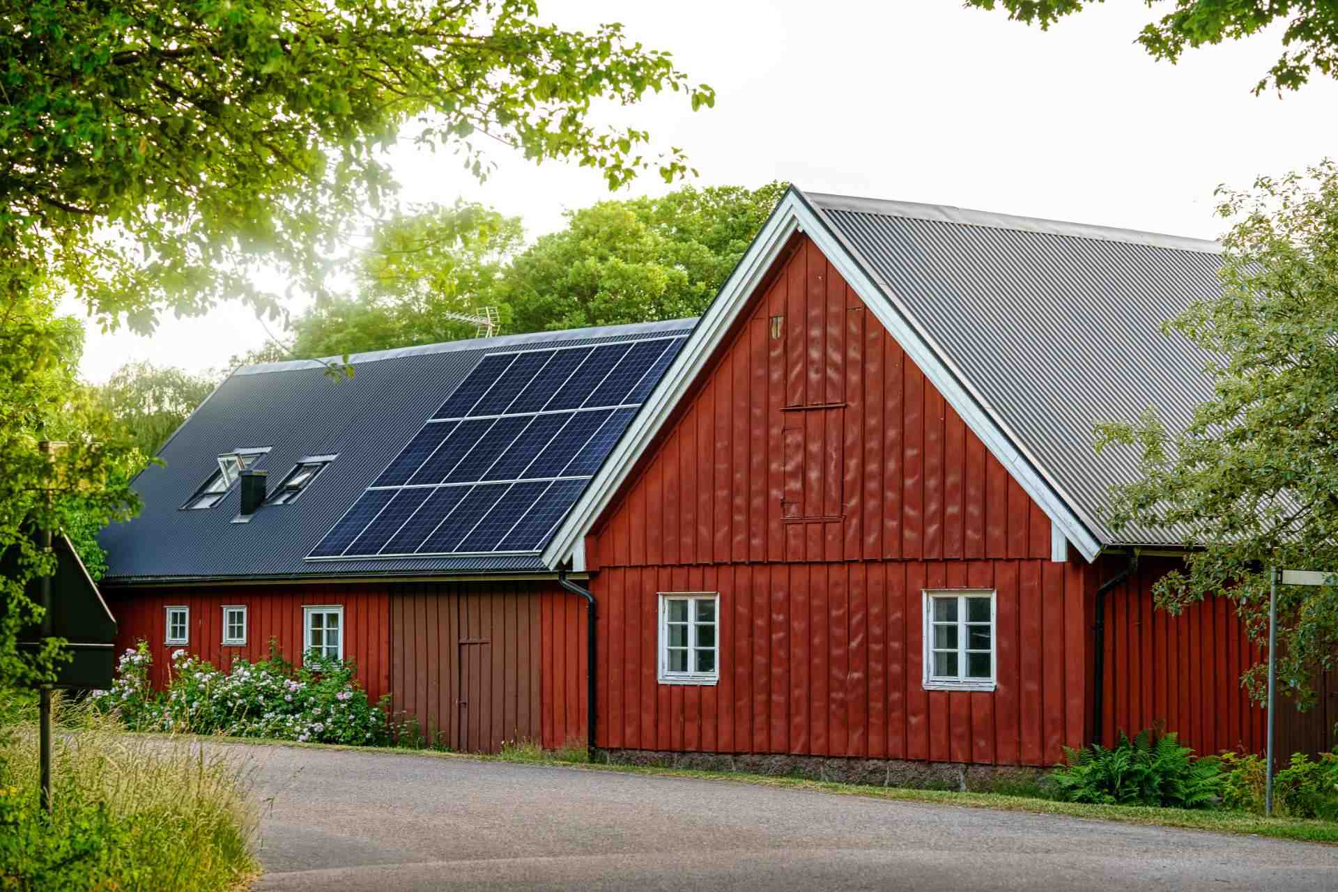 How much do solar panels cost for a 1500 square feet house?