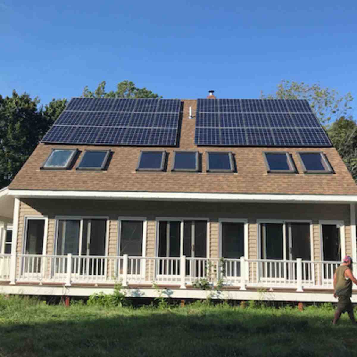 How many solar panels are needed to power a house?