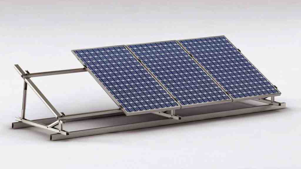 How many solar panels do I need for 1 kW?