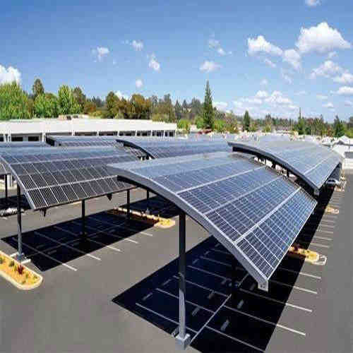 Are commercial solar panels worth it?