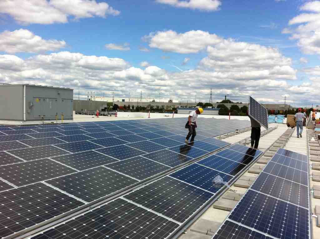 What is commercial solar panel?
